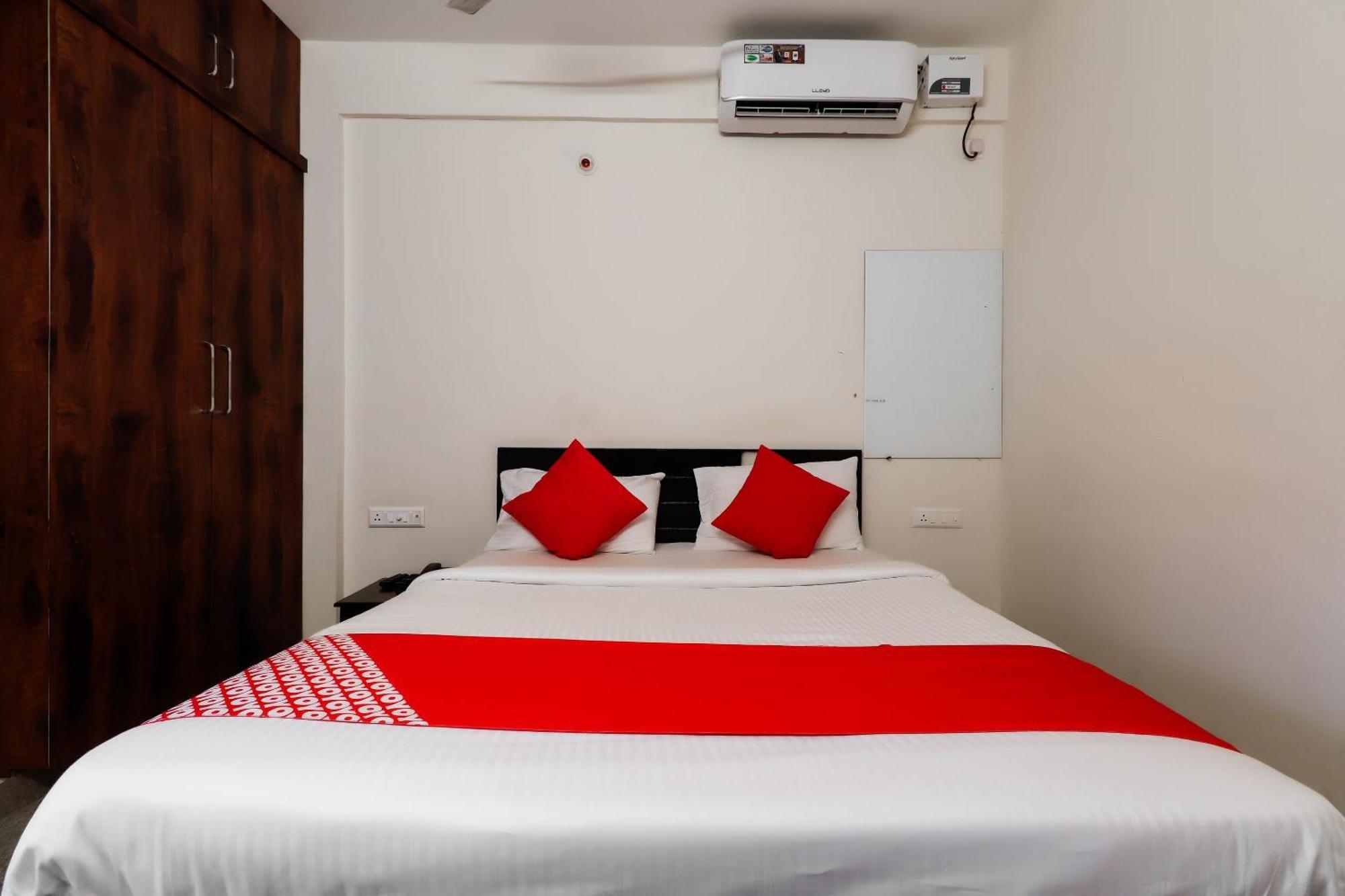 Hotel Super Gn Collection O Near Rajajinagar Industrial Estate à Bangalore Extérieur photo