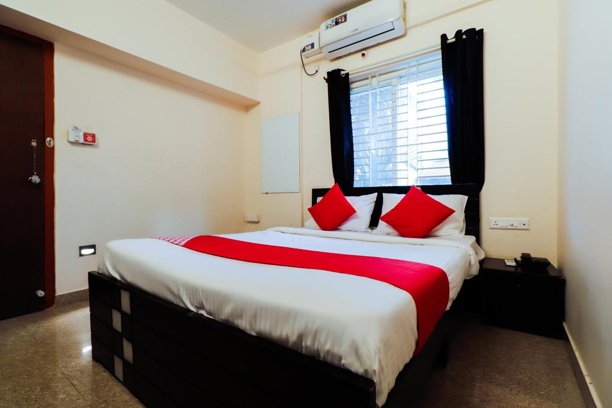 Hotel Super Gn Collection O Near Rajajinagar Industrial Estate à Bangalore Extérieur photo