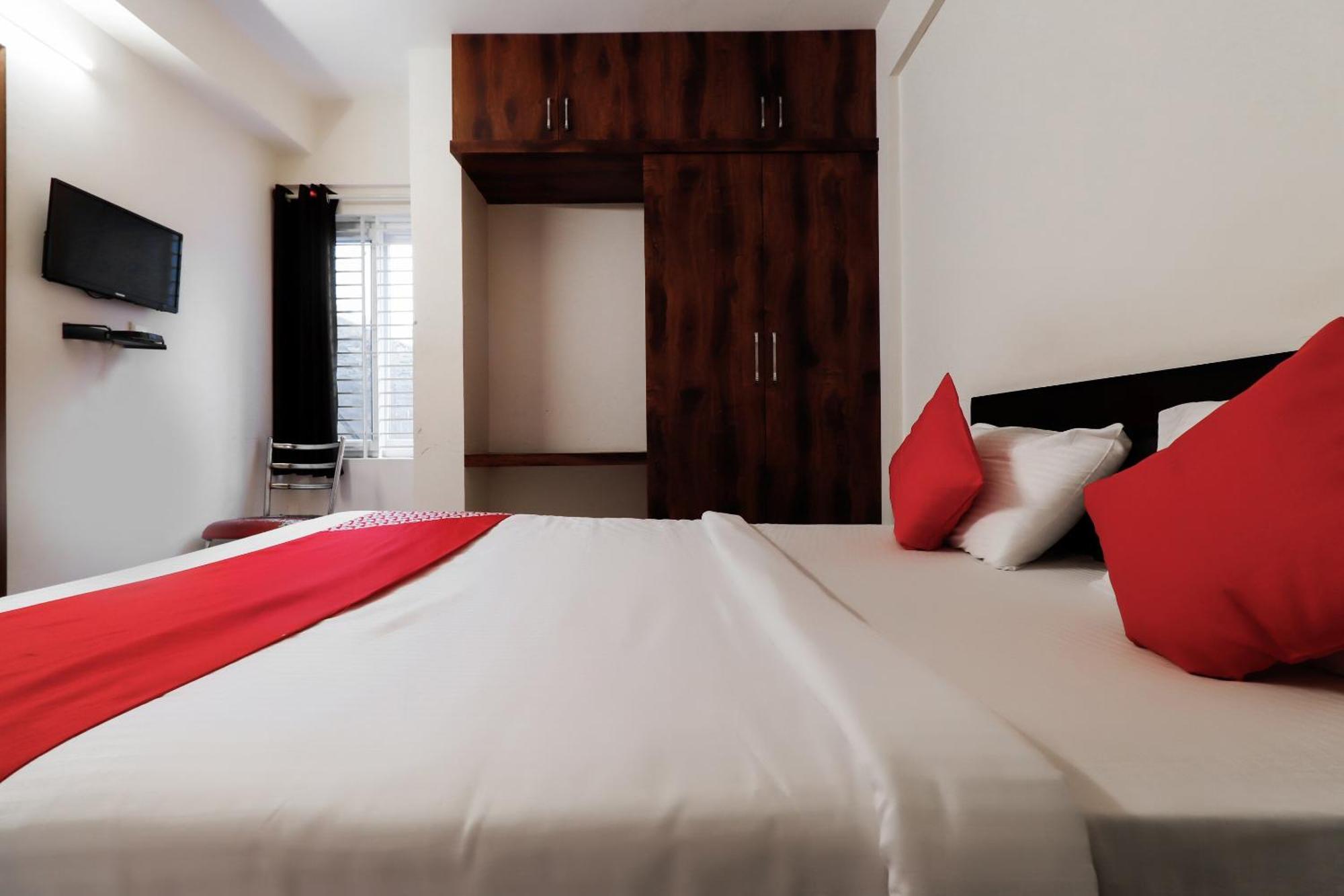 Hotel Super Gn Collection O Near Rajajinagar Industrial Estate à Bangalore Extérieur photo
